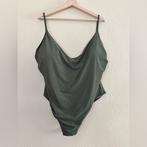 NEW | J. CREW | Scoop Neck One Piece Swimsuit - Green - Size 22 - Picture 1 of 4